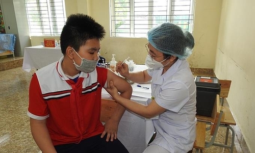베트남 백신 정책 '엇박자'에 학부모·지방관청 실랑이