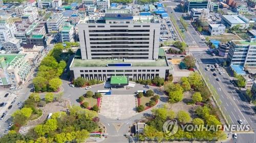 군산시, 내년 예산 1조6천347억원 편성…올해보다 12.3%↑