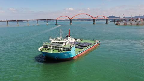 '물부족' 전남 완도 섬에 해수담수화 선박 투입
