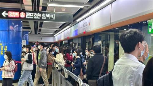 운행 재개한 광저우 지하철