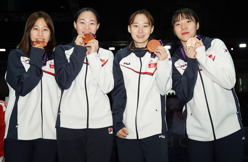 여자 사브르 월드컵 동메달 획득한 전은혜, 최세빈, 윤지수, 전하영