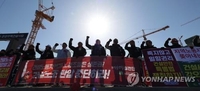 건설업계, 타워크레인 '태업' 대응…대체조종사 인력풀 구축