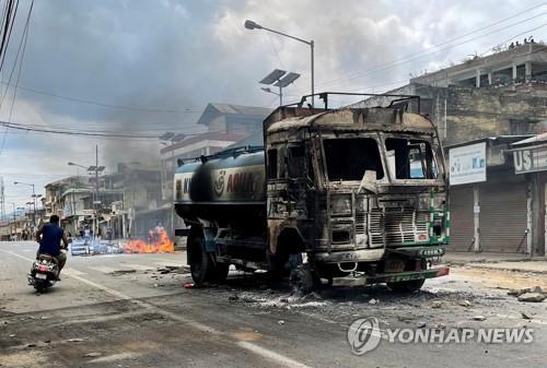 인도 북동부서 '하층민 우대 정책' 놓고 소요…당국, 군 투입