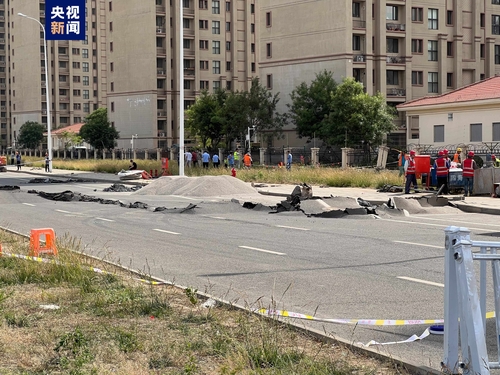 中톈진 대단지 아파트 땅 꺼지고 건물 기우뚱…주민 4천명 대피