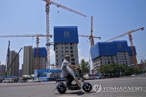 세계는 인플레와 싸우는데…중국은 디플레 징후 전역으로 확산