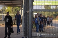 이스라엘, 가자지구 통행로 재개방…차단 13일 만에