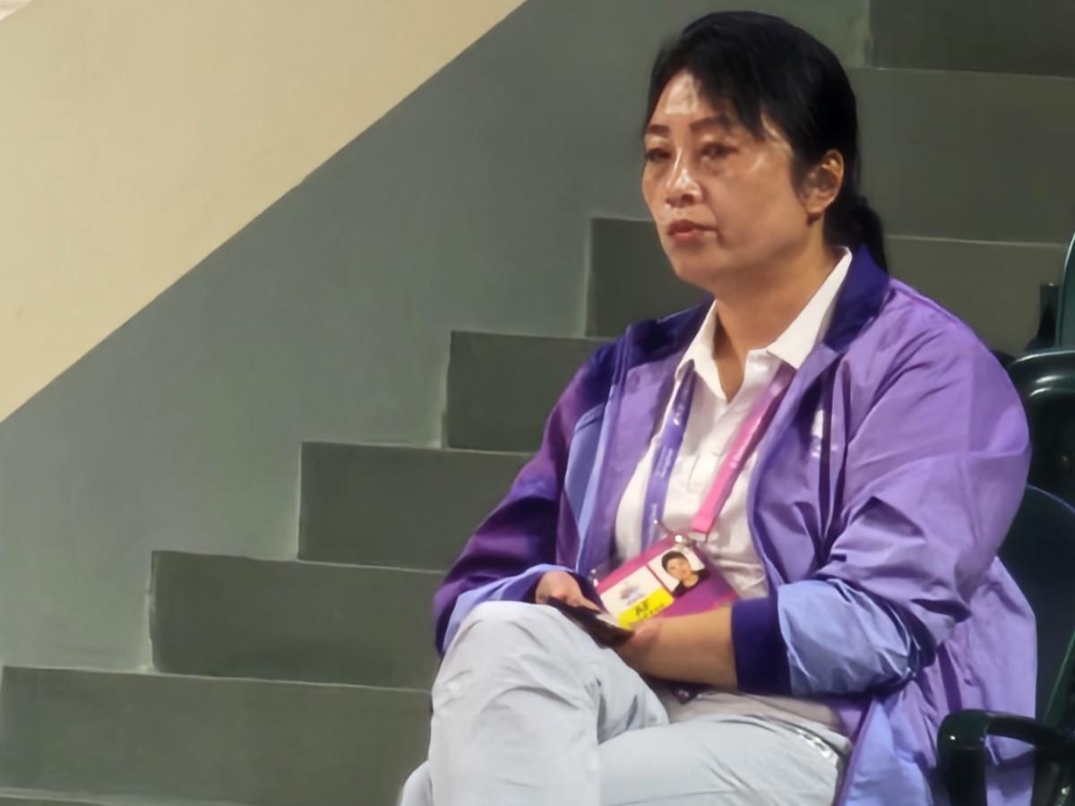 장웅 북한 전 IOC의 딸인 장정향 국제배구심판위원