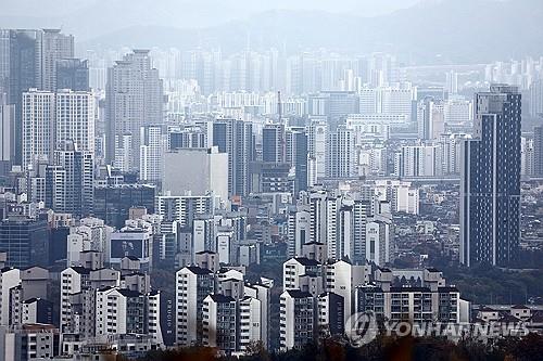 서울 남산에서 바라본 서울 시내 모습