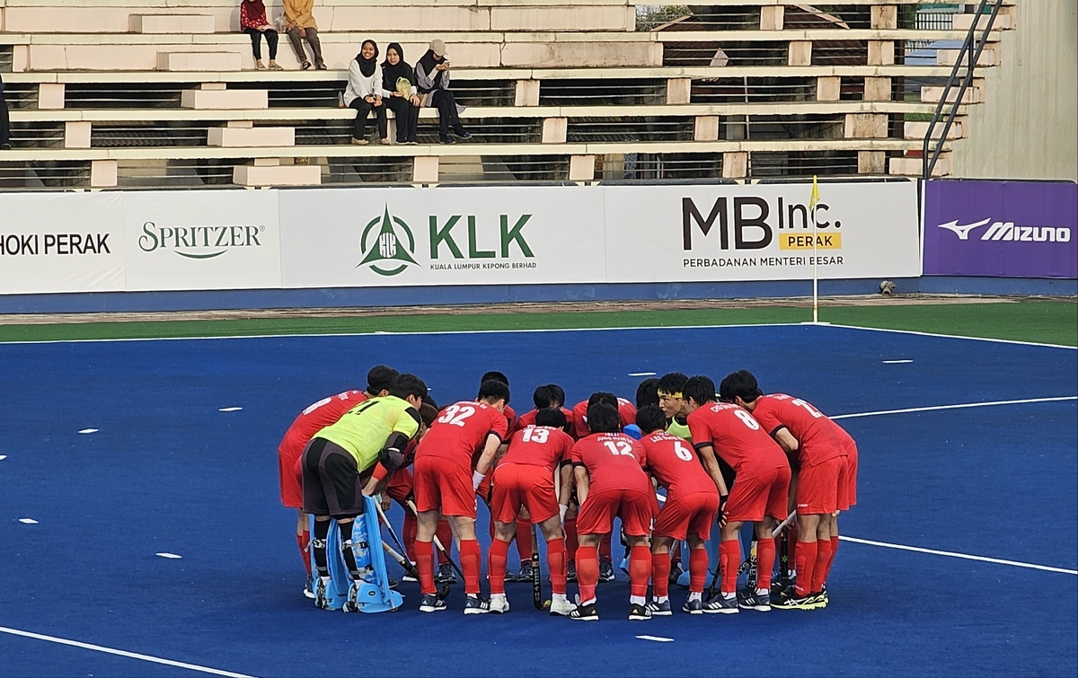 일본과 1차전 경기를 준비하는 한국 남자하키 대표팀.