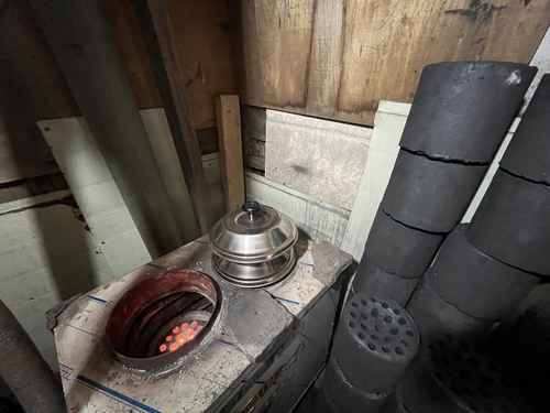 전원마을 주민 엄복남(90)씨 보일러실 모습