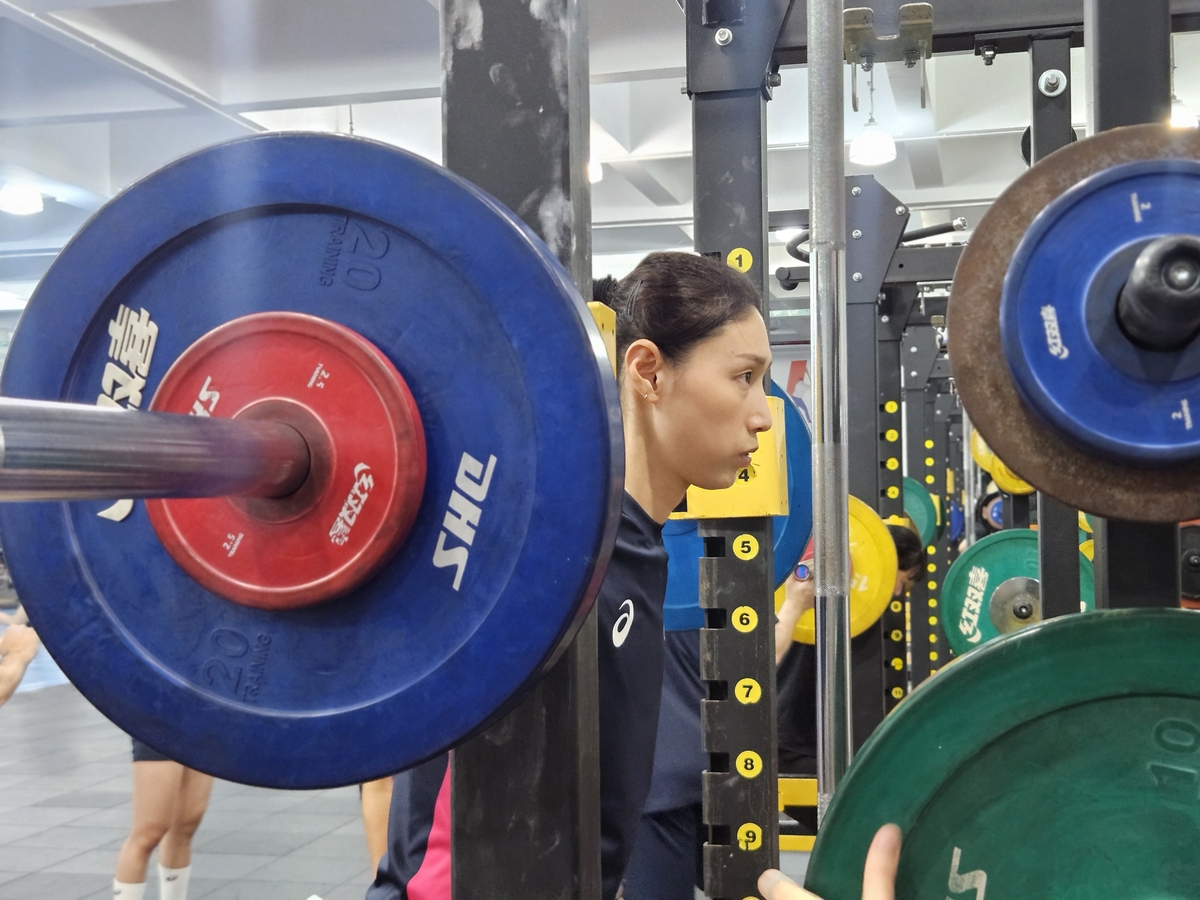 훈련하는 김연경