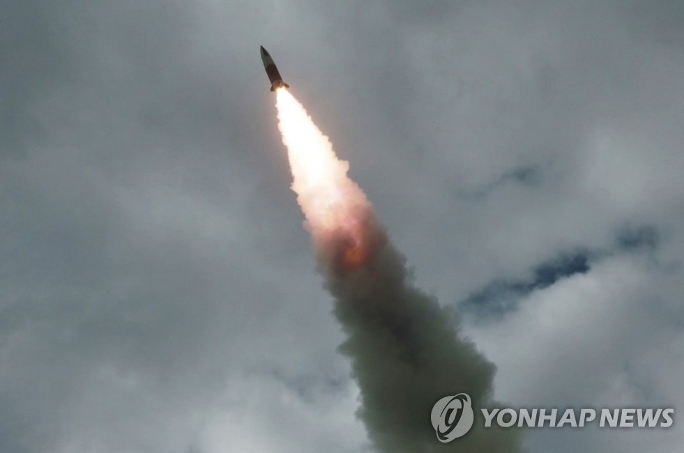 日 "북한 발사 탄도미사일 가능성 물체 낙하한 듯"