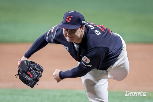 롯데, 주중 3연전 싹쓸이하며 공동 2위 도약…SSG는 3연패 탈출(종합)