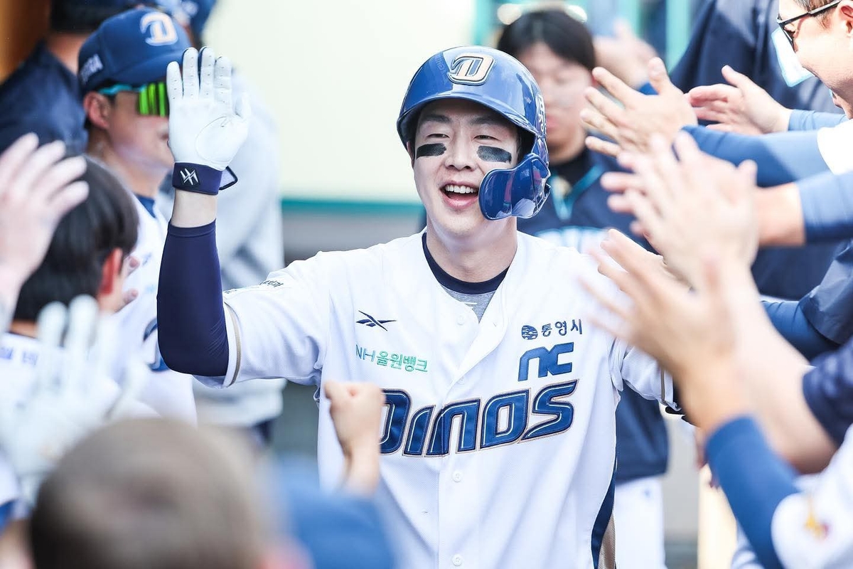 첫 울산 경기서 홈런 NC 박건우 "홈팬들께 좋은 모습 보여 기뻐"