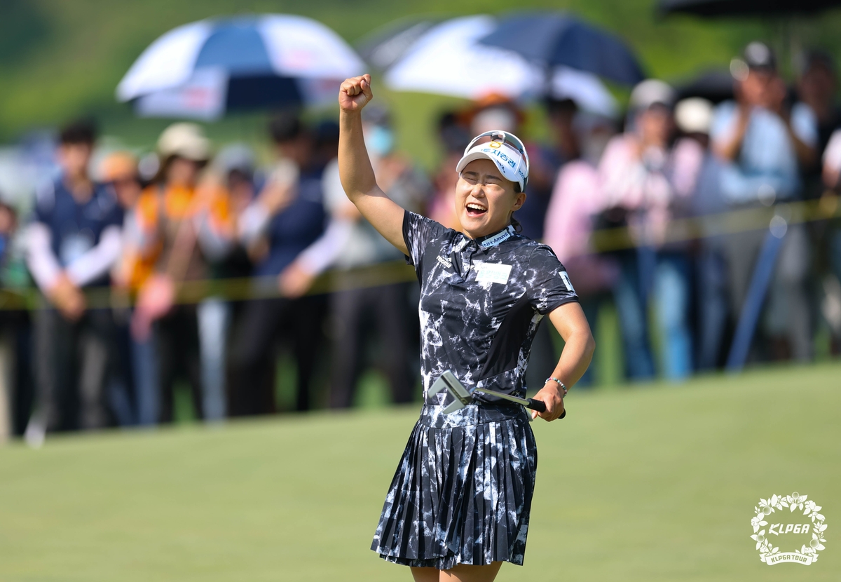 KLPGA 정윤지, 퍼팅 그립 바꾸자 3년 미뤘던 두 번째 우승(종합)