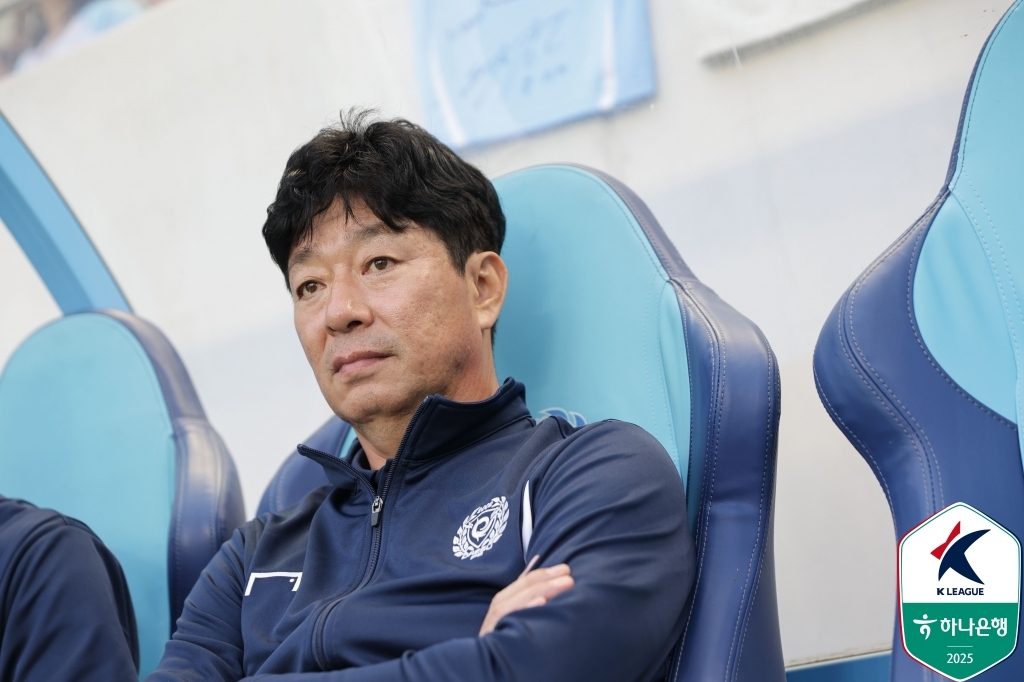 '데뷔전 무승부' 김병수 선수들 투혼 만족…더 위대해질 것