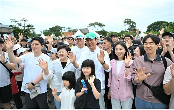 오세훈 "손목닥터 200만명 돌파…시민 100세 건강에 최선"