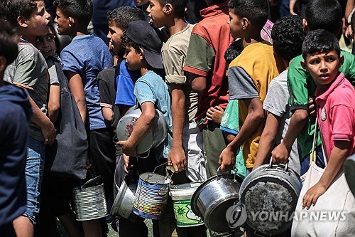 EU "이스라엘과 가자지구 인도지원 확대 합의"