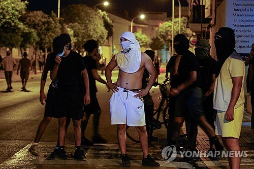 스페인 소도시서 극우세력 반이민 소요 사태