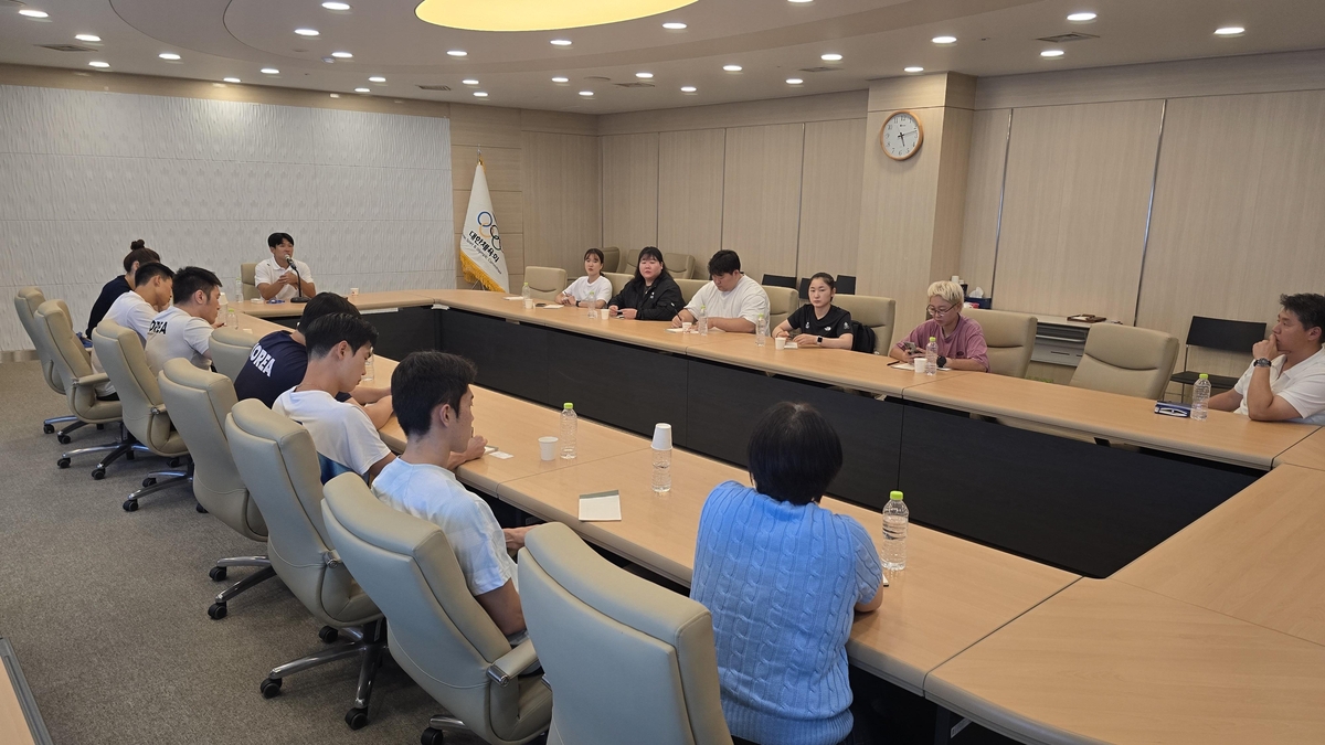 대한체육회 선수위원회와 주장단 협의회 간담회 장면