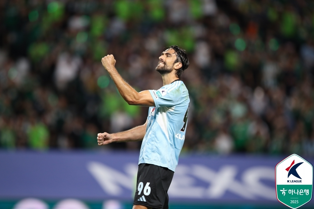 '콤파뇨 PK 골' 전북, 대전에 1-0 승리…조기 우승에 한발짝 더