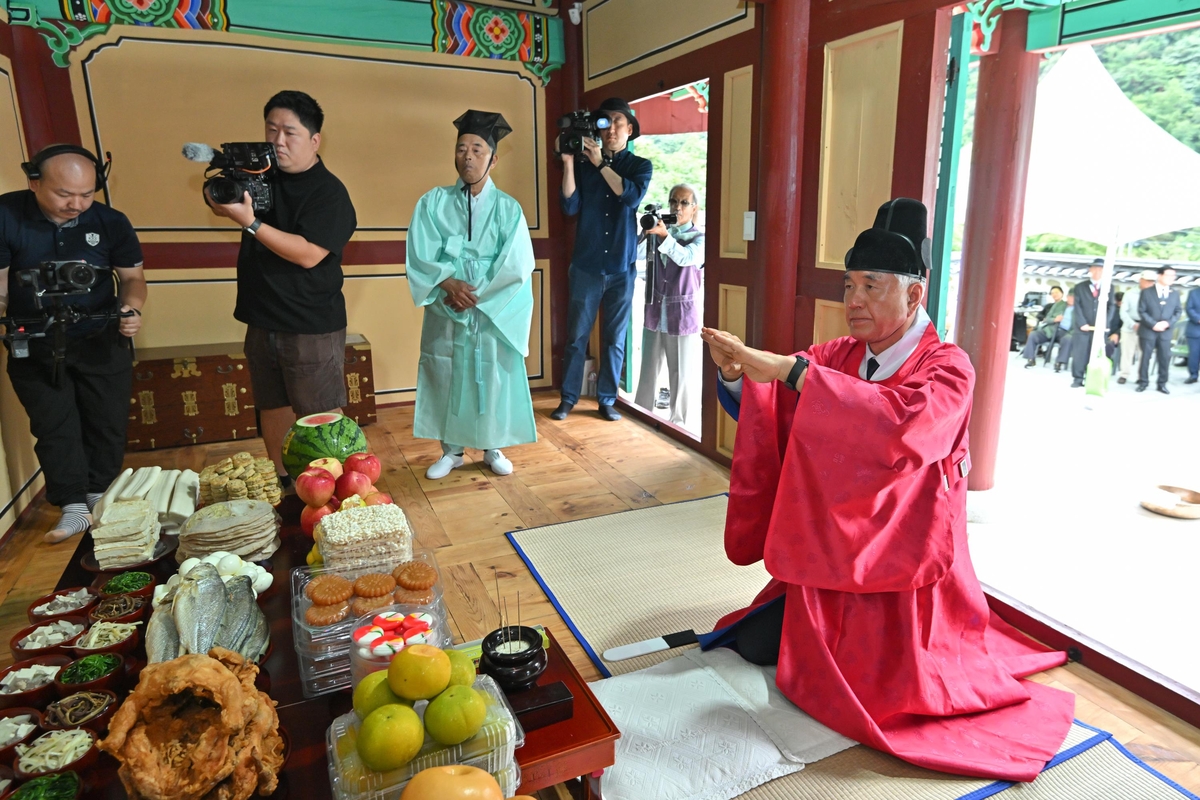 정선아리랑제 성공 개최 기원하는 칠현제례