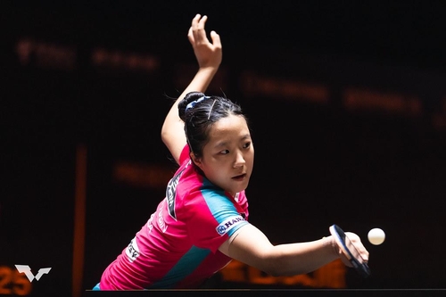 탁구 신유빈 '주천희 돌풍' 잠재우고 그랜드 스매시 첫 4강 진출(종합)
