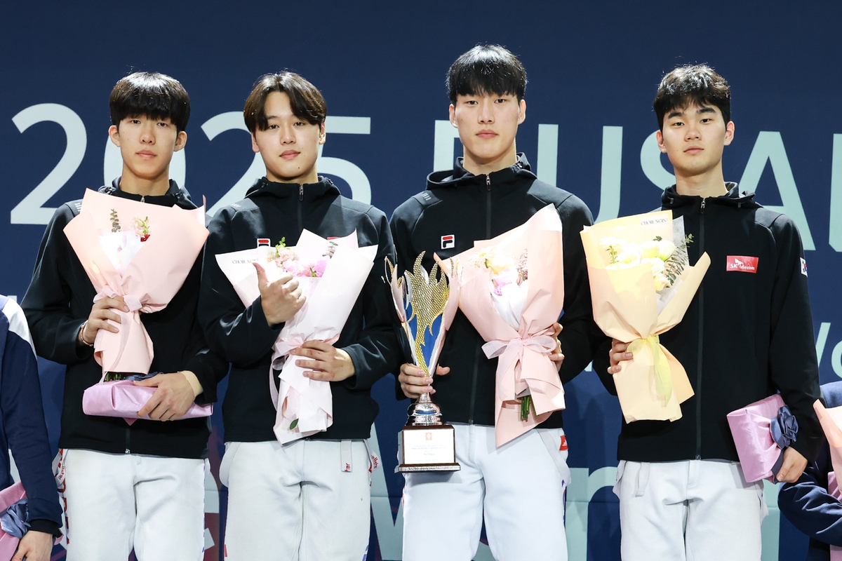 한국 펜싱, 부산 주니어 사브르 월드컵 남자 단체전 우승