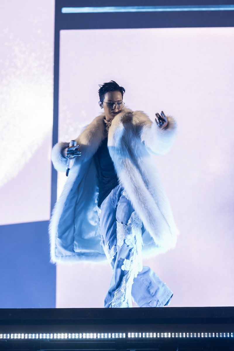 지드래곤 앙코르 콘서트 공연사진