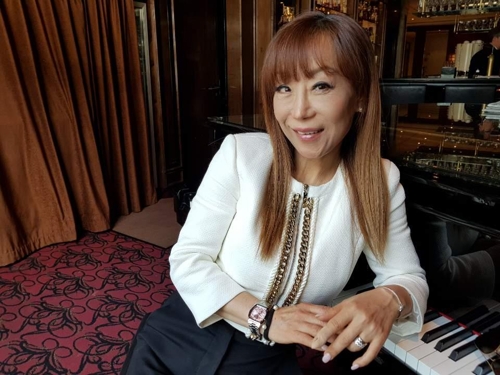 La soprano Sumi Jo espera jugar un papel en el establecimiento de la paz