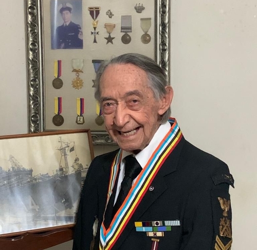 En la imagen, proporcionada por su familia, se muestra al veterano de la Guerra de Corea Álvaro Ricaurte González, quien falleció el 30 de diciembre de 2021. (Prohibida su reventa y archivo)