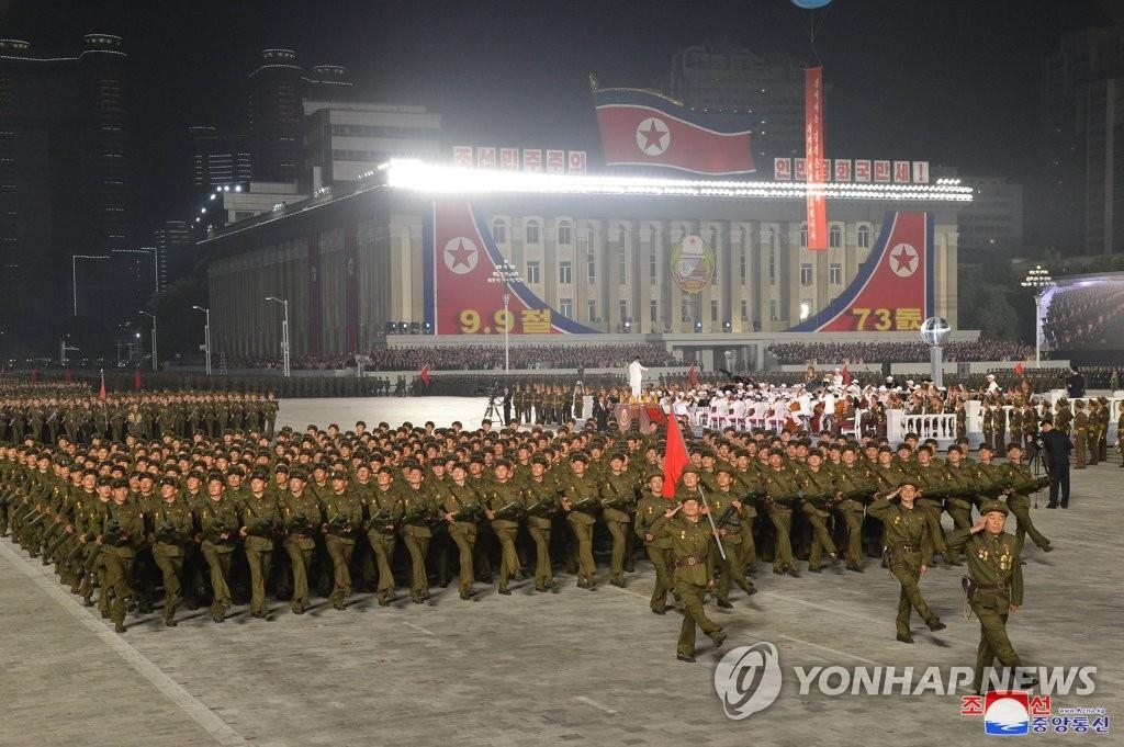 (3ª AMPLIACIÓN) Se Celebra Un Desfile Militar En Pyongyang Para ...