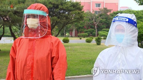 (AMPLIACIÓN) Los presuntos casos de coronavirus en Corea del Norte se mantienen por debajo de 100.000 por 4º día