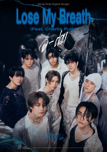 La imagen, sin fechar, proporcionada por JYP Entertainment, muestra un póster para promocionar "Lose My Breath", el próximo sencillo de Stray Kids, en colaboración con Charlie Puth. (Prohibida su reventa y archivo)