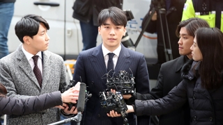 Scandales sexuels : Seungri comparaît devant la police pour être entendu