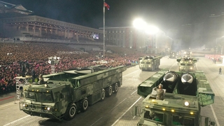 北朝鮮が軍事パレード開催　「建軍節」７５周年（２月９日）
