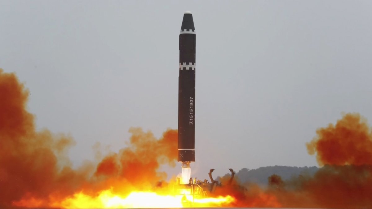 북한 "어제 순항미사일 4발 발사…핵무력 임전태세 과시"