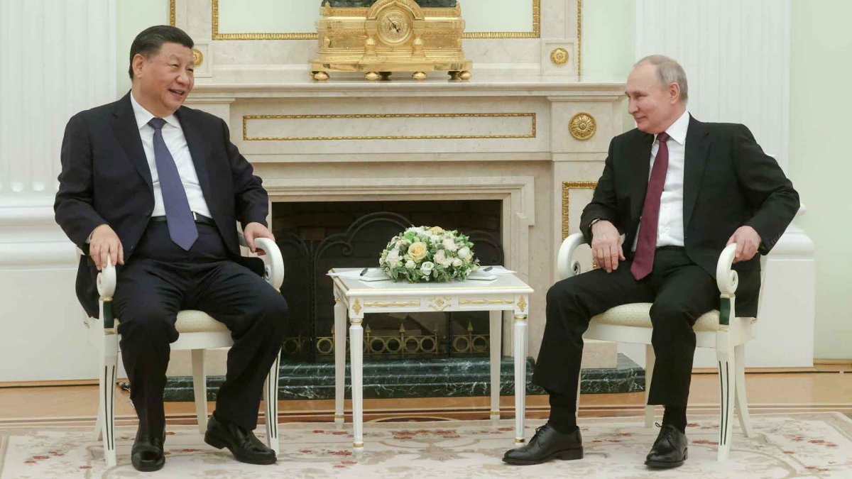 "푸틴, 다음달 중국 방문…시진핑과 회담 기대"