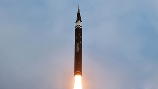 北朝鮮　新型極超音速ミサイル発射実験に「成功」（４月３日）