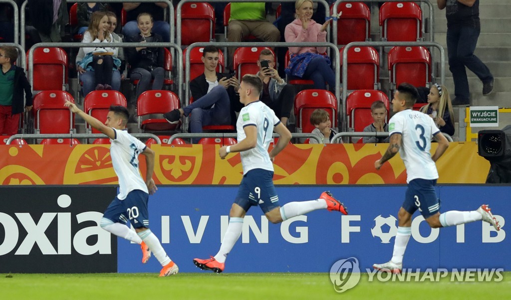 -U20월드컵- 바르코 2골 아르헨, 10명 싸운 남아공에 5-2 대승 | 연합뉴스
