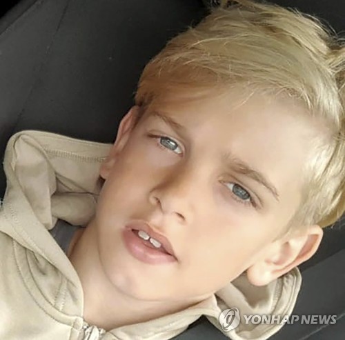 '기절놀이하다 뇌사상태' 12세 영국소년…연명치료 중단후 숨져
