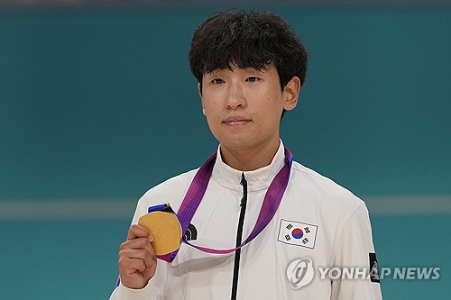  (Asiad) S. Korea picks up 1st gold in roller skating