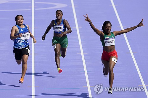 [올림픽] 여자 100m 꼴찌한 솔로몬제도 선수, 알고보니 마라토너