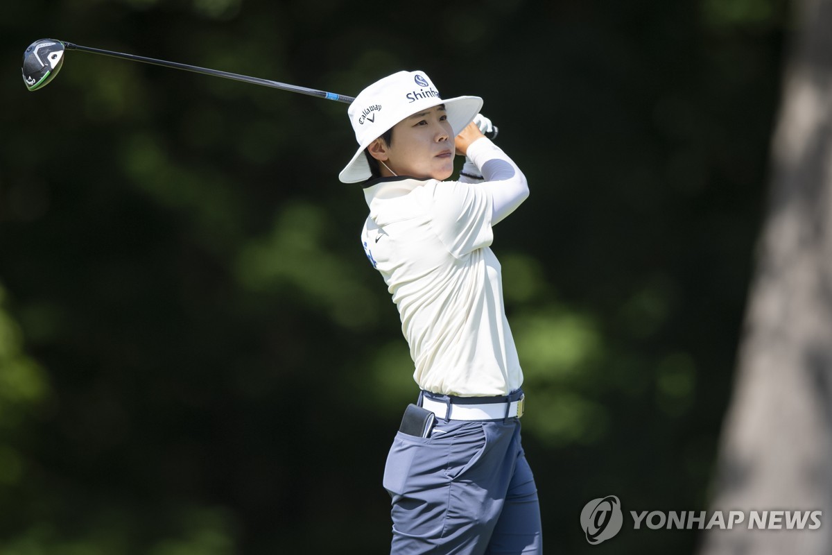 이소미, LPGA 투어 뷰익 상하이 3R 공동 4위…선두와 3타 차