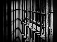 보호관찰 기간에 대마초 피운 마약사범 결국 교도소 유치