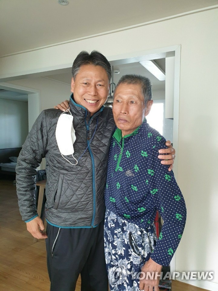 장기기증하고 세상 떠난 장영근(오른쪽) 씨