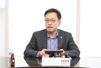 최상목 "中서 '한중 재무장관회의' 개최 협의…공급망 논의"