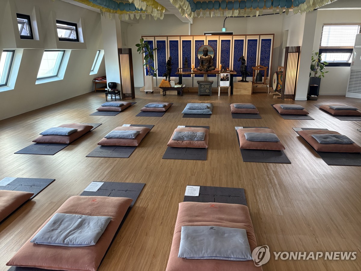 '홍대선원' 5층 법당