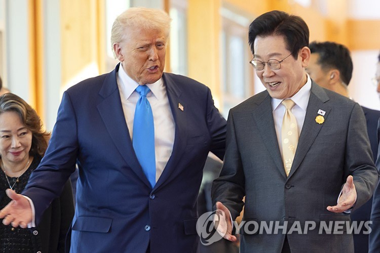 정책 발표 대기 상황 이미지