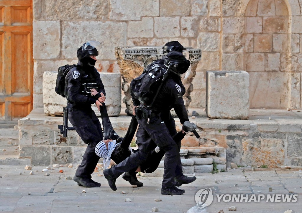 팔레스타인 주민-이스라엘 경찰 또 충돌